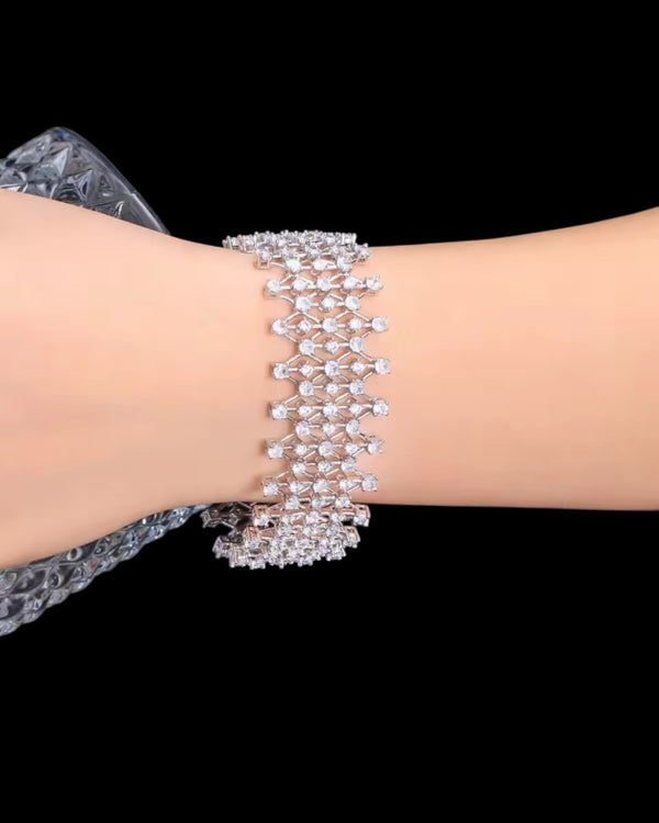 أساور نقطة إلى نقطة